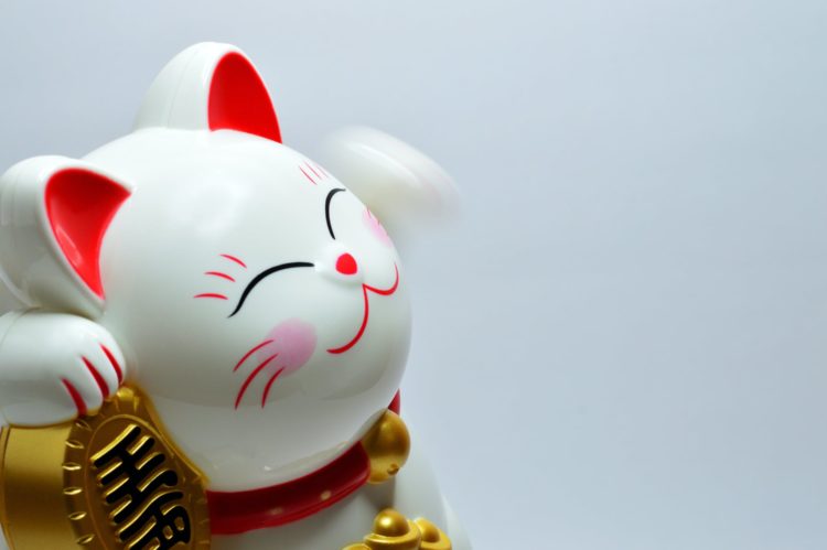 Photo by Miguel Á. Padriñán from Pexels: https://www.pexels.com/photo/japanese-lucky-coin-cat-932261/