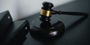 Photo by Sora Shimazaki from Pexels: https://www.pexels.com/photo/close-up-photo-of-wooden-gavel-5668473/