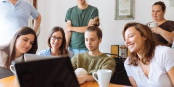 Photo by Fox from Pexels: https://www.pexels.com/photo/people-looking-at-laptop-computer-1595391/