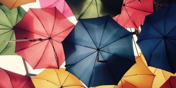 Photo by Pixabay from Pexels: https://www.pexels.com/photo/abstract-bright-colorful-cover-268941/