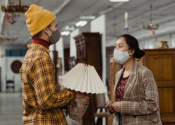 Photo by Tima Miroshnichenko from Pexels: https://www.pexels.com/photo/a-man-and-a-woman-inside-an-antique-store-6827407/