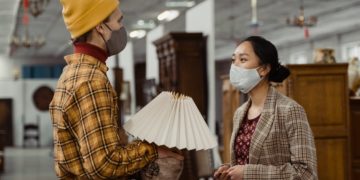 Photo by Tima Miroshnichenko from Pexels: https://www.pexels.com/photo/a-man-and-a-woman-inside-an-antique-store-6827407/