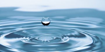 Photo by Pixabay from Pexels: https://www.pexels.com/photo/water-drop-40784/