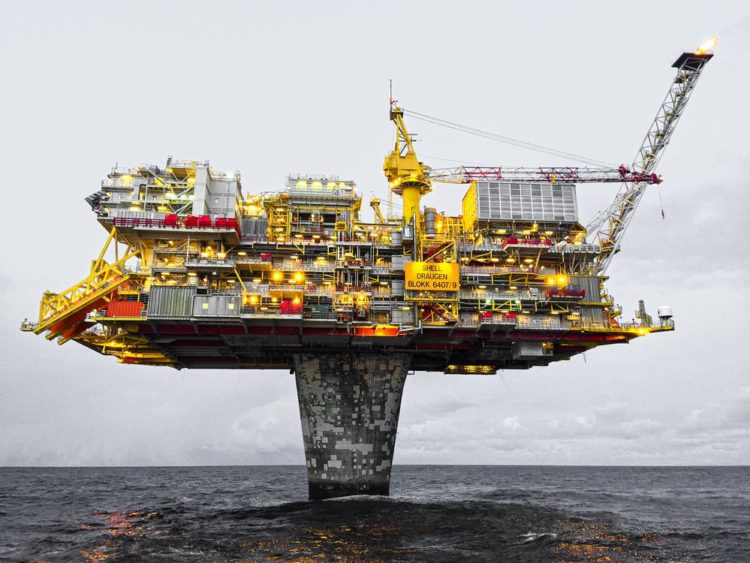 Photo by Jan-Rune Smenes Reite from Pexels: https://www.pexels.com/photo/offshore-drilling-rig-on-body-of-water-3216911/