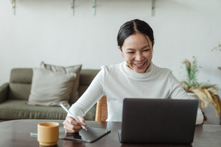 Photo by Ketut Subiyanto from Pexels: https://www.pexels.com/photo/woman-working-at-home-and-making-video-call-on-laptop-4474047/