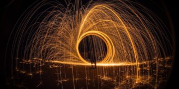 Photo by Pixabay: https://www.pexels.com/photo/light-painting-at-night-327509/
