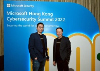 (Left to right) Henry Li, director, specialist sales, Microsoft Hong Kong and Fred Sheu, national technology officer, Microsoft Hong Kong