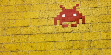 Photo by Francesco Ungaro: https://www.pexels.com/photo/mosaic-alien-on-wall-1670977/