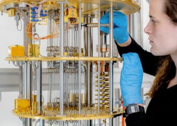 Advanced quantum computer (Photo: Oxford Quantum Circuits website)