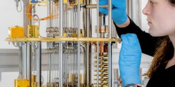 Advanced quantum computer (Photo: Oxford Quantum Circuits website)