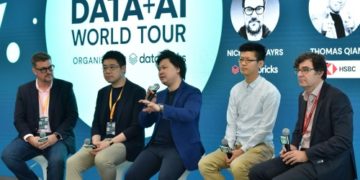Panel discussion at the Data + AI World Tour Hong Kong. (L-R) Nick Eayrs, VP, Field Engineering, APJ, Databricks; Thomas Qian, wholesale chief data science architect & analytical platform lead, HSBC; Jack Ng, director of technology, Lane Crawford Joyce Group; Tony Chan, senior data science manager, Octopus Card; and, Michael Camarri, head of data science, APAC, Cognizant.
