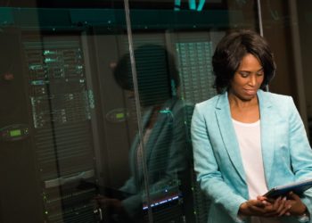 Photo by Christina Morillo: https://www.pexels.com/photo/software-engineer-looking-at-an-ipad-1181335/