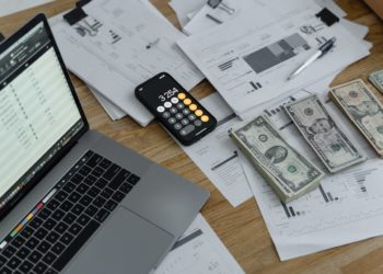 Photo by Tima Miroshnichenko: https://www.pexels.com/photo/banknotes-and-calculator-on-table-6694543/