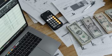 Photo by Tima Miroshnichenko: https://www.pexels.com/photo/banknotes-and-calculator-on-table-6694543/