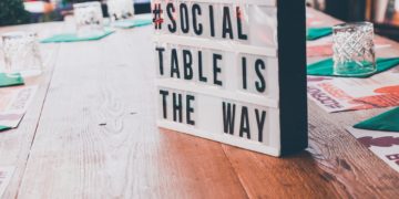 Photo by Susanne Jutzeler, suju-foto : https://www.pexels.com/photo/white-and-black-signage-on-top-of-a-wooden-table-3040631/