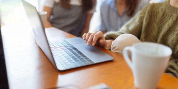 Photo by Fox: https://www.pexels.com/photo/person-using-laptop-1595390/