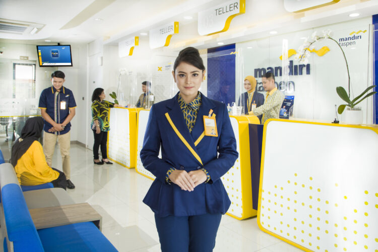 Photo from Bank Mandiri https://www.bankmandiritaspen.co.id/storage/images/info-mantap/berita-dan-siaran-pers/d1aaee77bb1db5ed8bb870ca57e76050.jpeg
