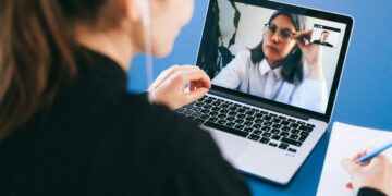 Photo by Anna Shvets: https://www.pexels.com/photo/people-on-a-video-call-4226261/