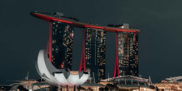 Photo by Soulful Pizza: https://www.pexels.com/photo/marina-bay-sands-3914755/