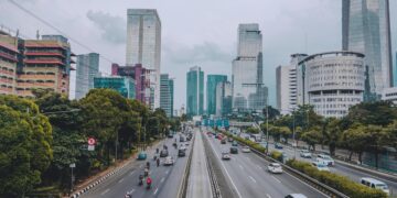 Photo by Alifia Harina: https://www.pexels.com/photo/wide-angle-photography-of-vehicles-traveling-on-road-2893670/