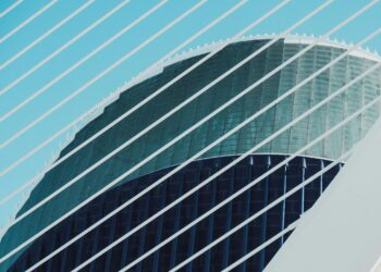 Photo by Jack Carey: https://www.pexels.com/photo/shallow-focus-photo-of-white-and-blue-building-3331814/