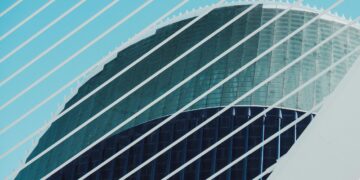 Photo by Jack Carey: https://www.pexels.com/photo/shallow-focus-photo-of-white-and-blue-building-3331814/