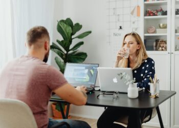 Photo by Karolina Kaboompics: https://www.pexels.com/photo/man-and-woman-sharing-desk-at-office-5904093/