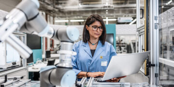 Siemens makes latest advances in industrial AI widely accessible to companies of all sizes=