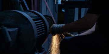 Photo by Engin Akyurt: https://www.pexels.com/photo/man-grinding-a-metal-3688262/